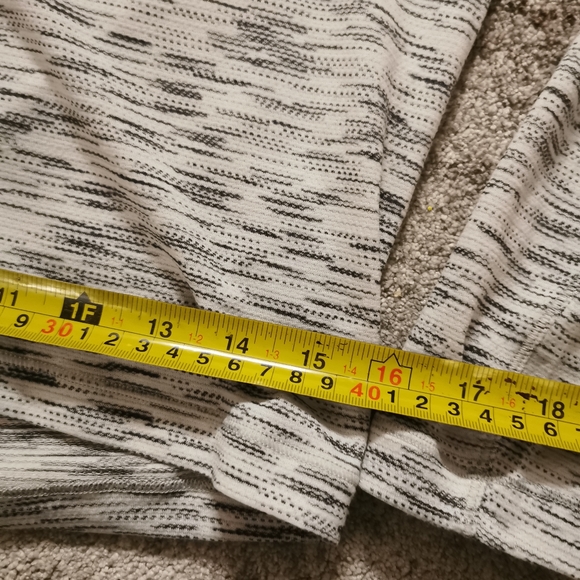 Lululemon get set long sleeve - Picture 9 of 9